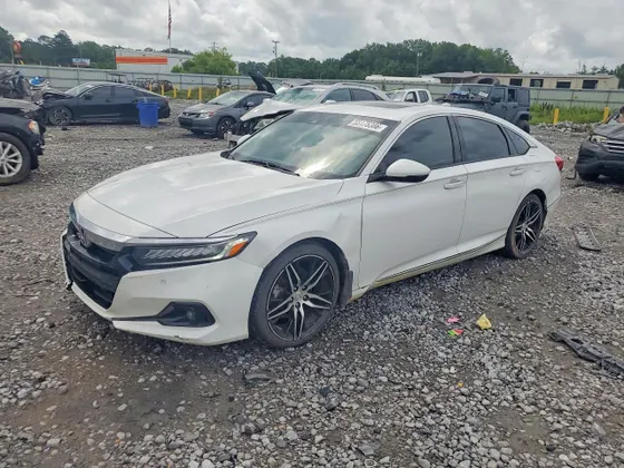 2021 Honda Accord Sedan Touring