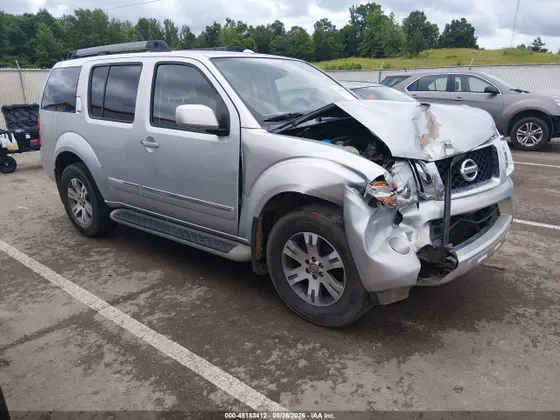 2011 Nissan Pathfinder S