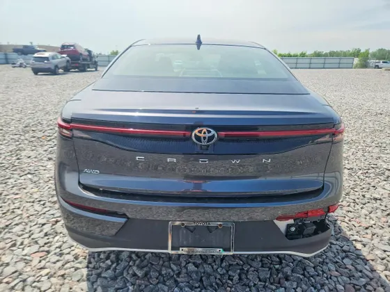 2023 Toyota Crown XLE