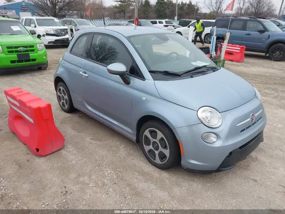 2015 FIAT 500e BATTERY ELECTRIC