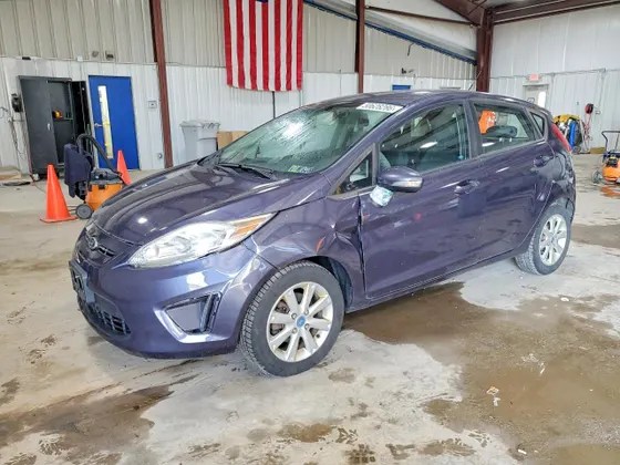 2013 Ford Fiesta SE
