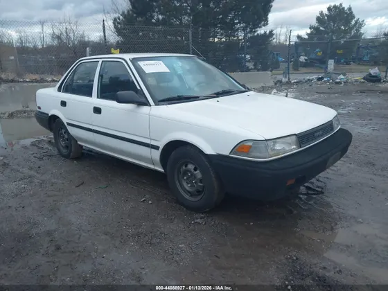 1990 Toyota Corolla DLX