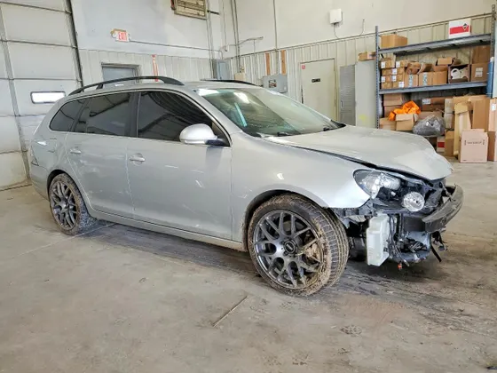 2011 Volkswagen Jetta SportWagen TDI