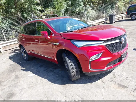 2022 Buick Enclave Essence