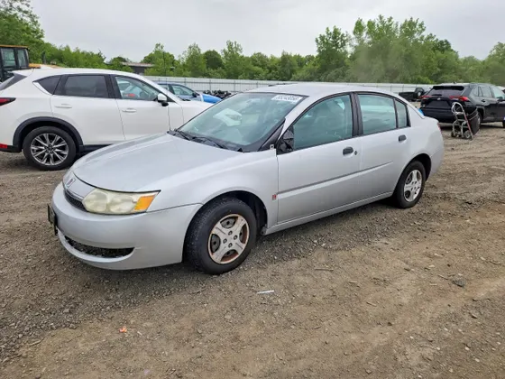 2004 Saturn ION ION 1