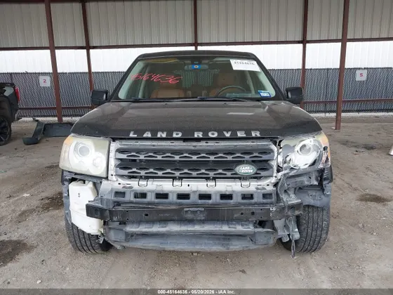 2011 Land Rover LR2 HSE LUX