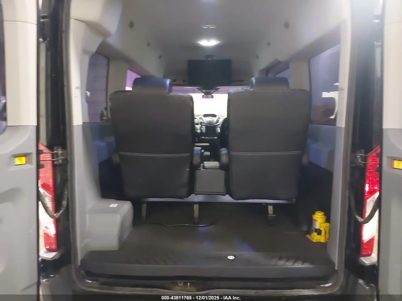 2018 Ford Transit Wagon XLT