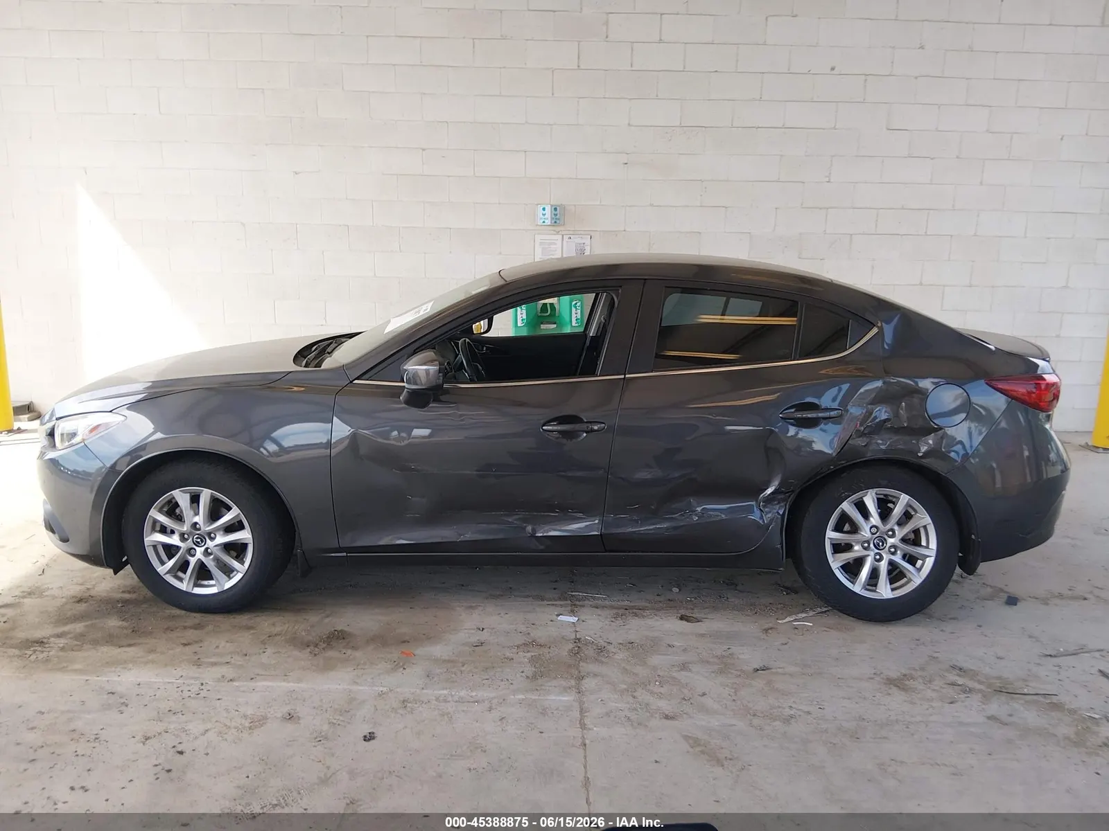 2015 Mazda Mazda3 i Touring