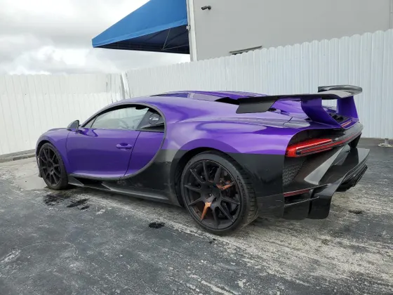 2021 BUGATTI CHIRON PUR SPORT