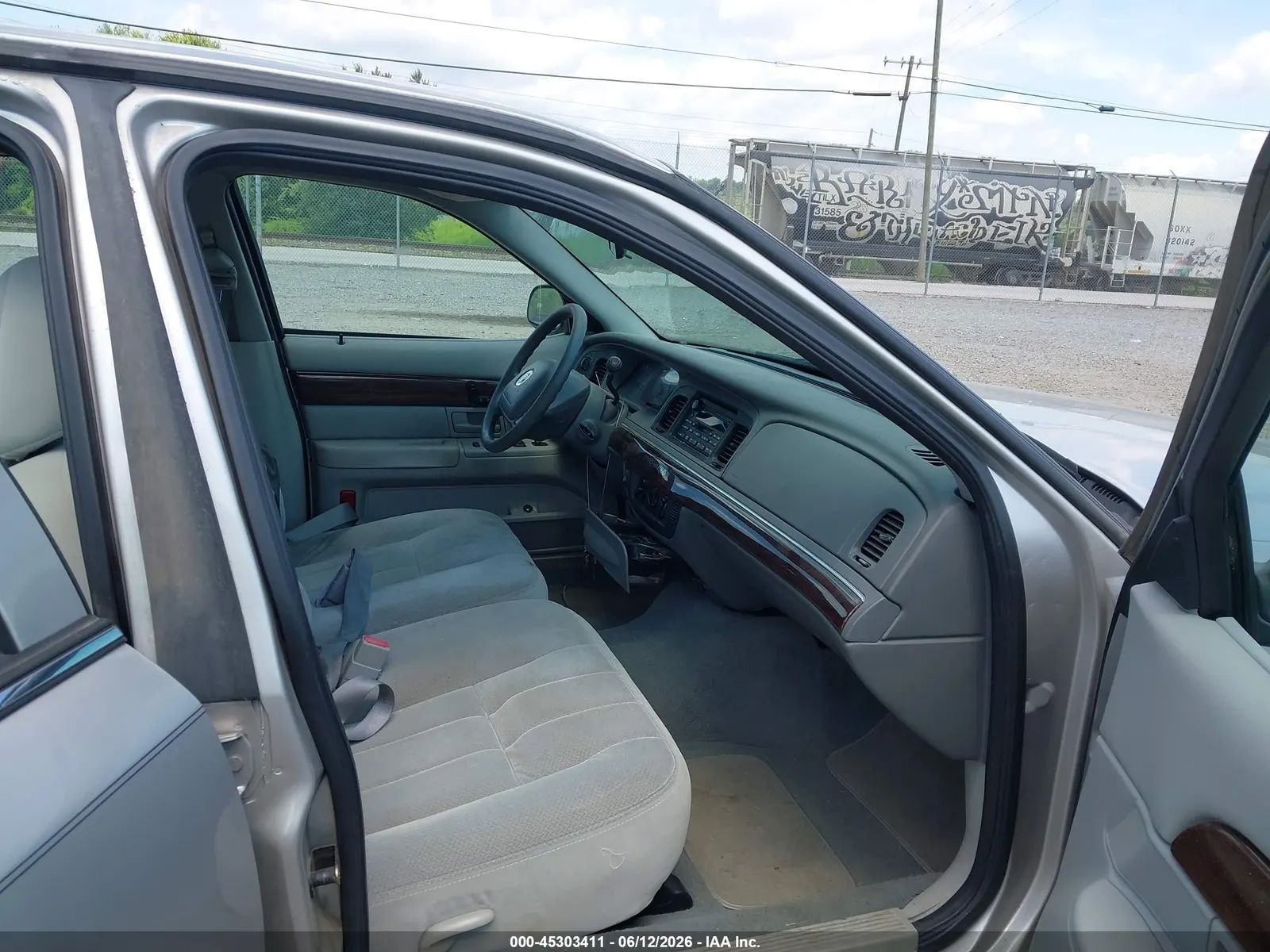 2003 Mercury Grand Marquis GS Convenience
