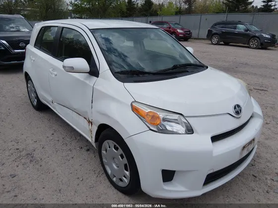 2010 Scion xD