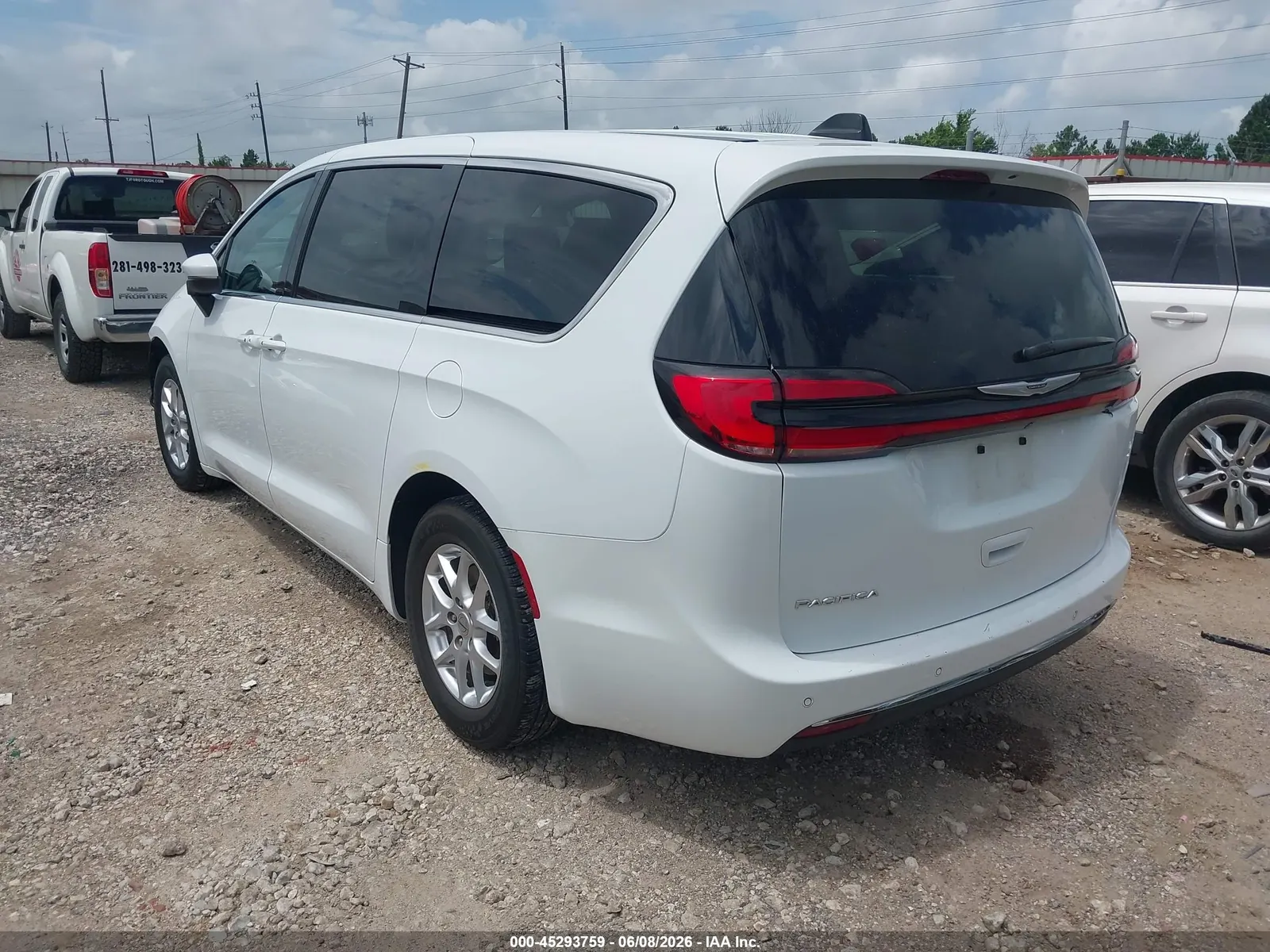 2023 Chrysler Pacifica Touring L