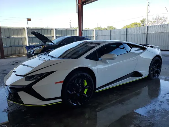 2024 Lamborghini Huracan Tecnica TECNICA