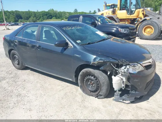 2013 Toyota Camry Hybrid XLE