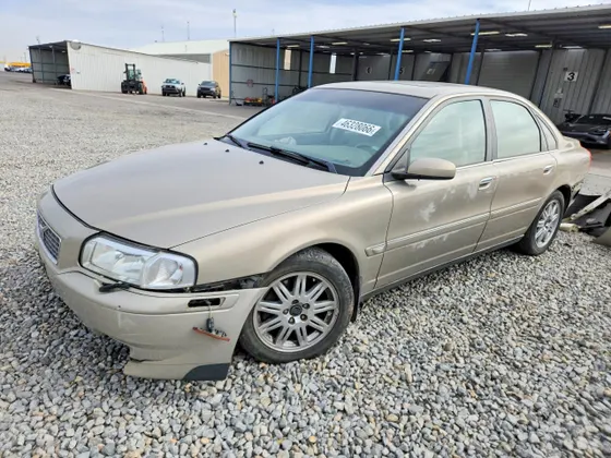 2004 Volvo S80