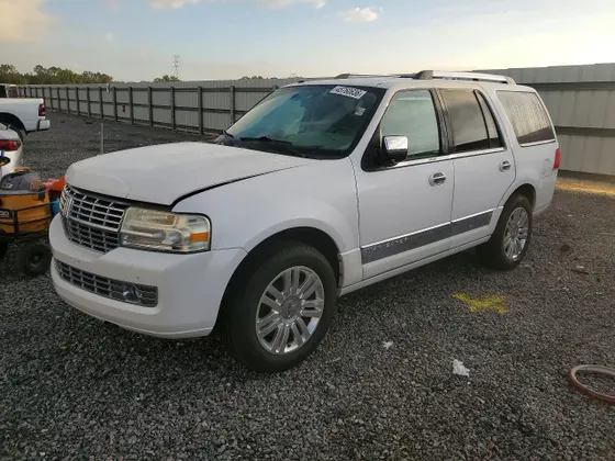 2012 Lincoln Navigator