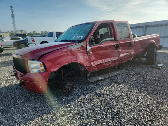 2004 Ford Super Duty F-350 SRW XL