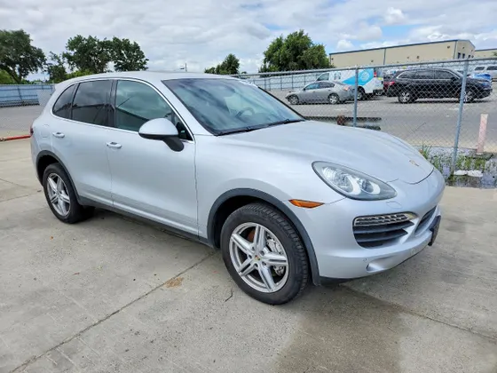 2011 Porsche Cayenne S