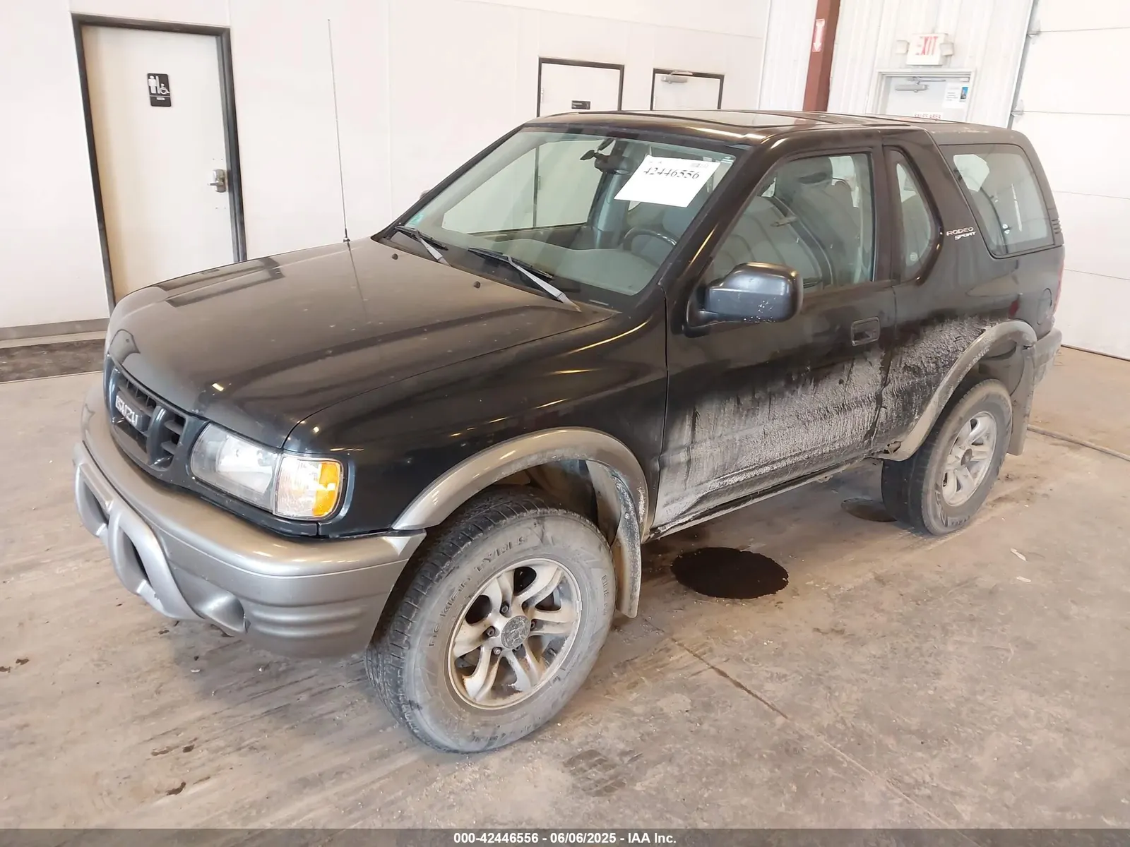 2002 Isuzu Rodeo Sport S 3.2L V6 HARD TOP/S 3.2L V6 SOFT TOP
