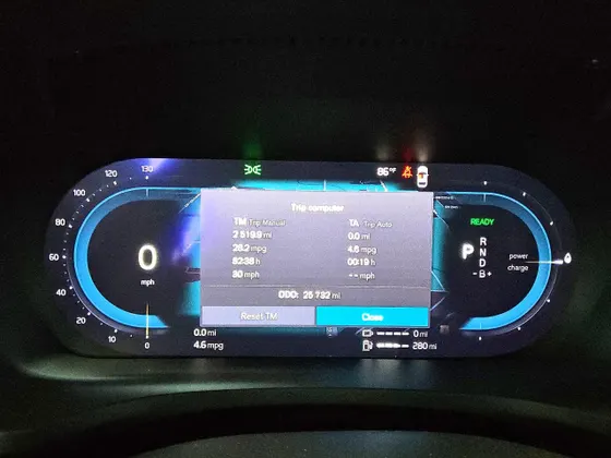 2023 Volvo S60 Recharge Plug-In Hybrid Plus Dark Theme