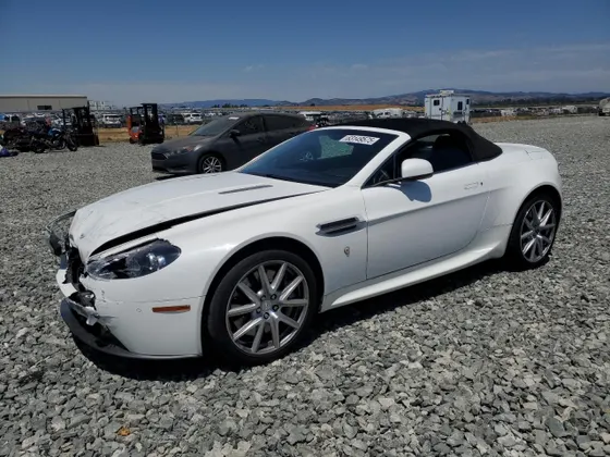 2012 Aston Martin V8 Vantage VANTAGE
