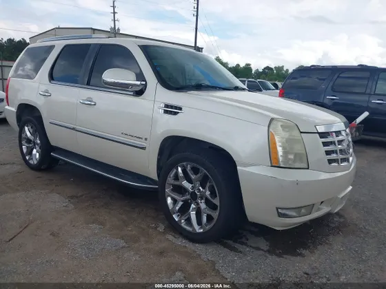 2008 Cadillac Escalade STANDARD