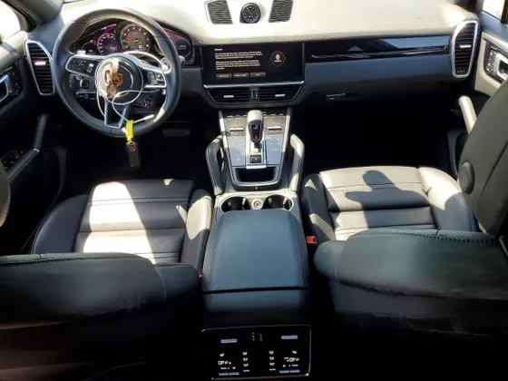 2022 Porsche Cayenne E-Hybrid