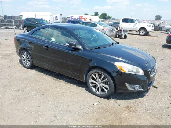 2013 Volvo C70 T5