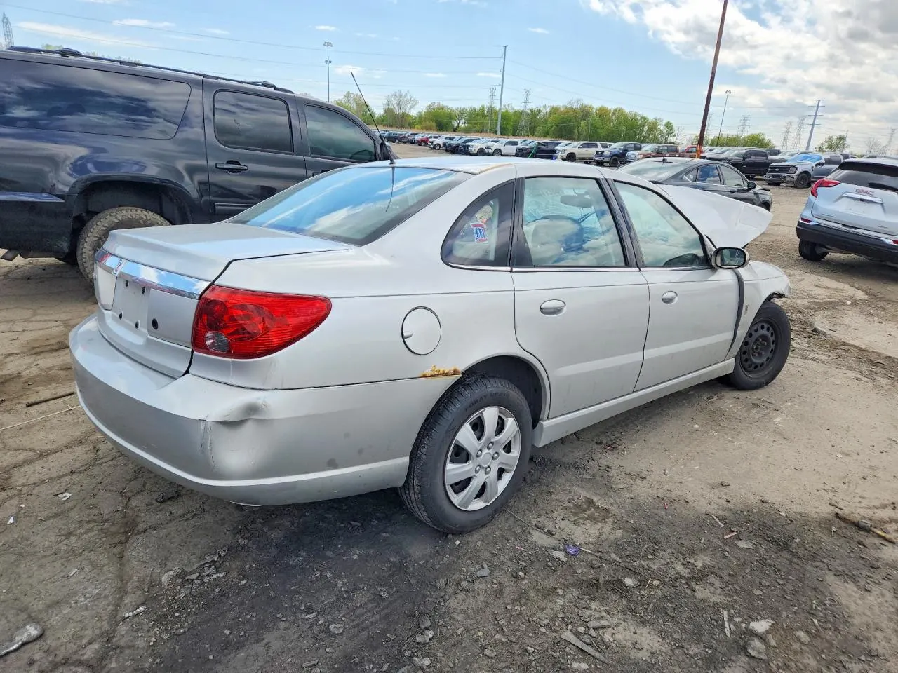 2004 Saturn L-Series L300 1