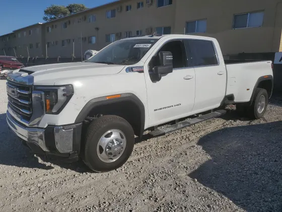 2024 GMC Sierra 3500HD CC SLE