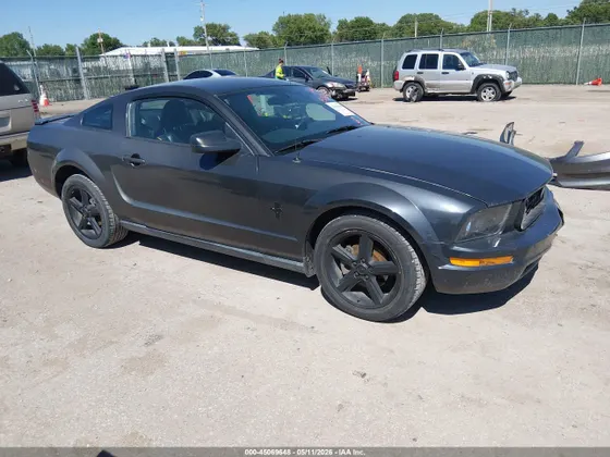 2008 Ford Mustang Deluxe