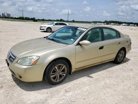 2004 Nissan Altima S
