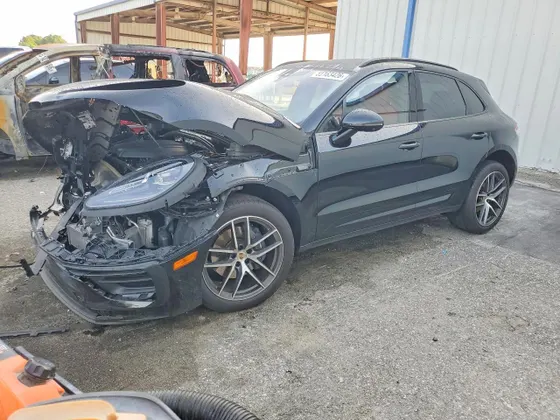 2023 Porsche Macan
