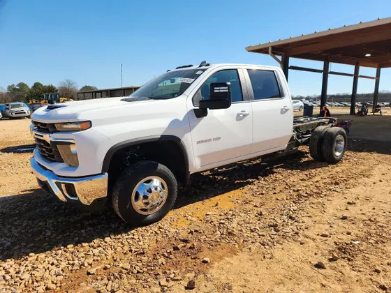 2024 Chevrolet Silverado 3500HD CC LT