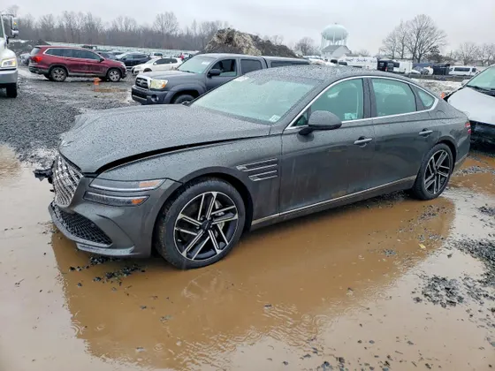 2025 Genesis G80 2.5T