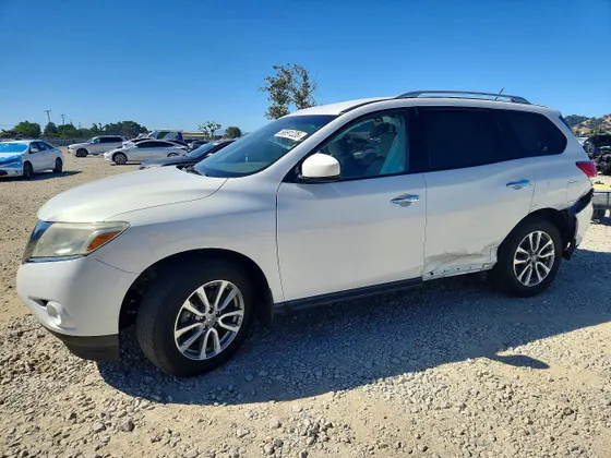 2014 Nissan Pathfinder SV
