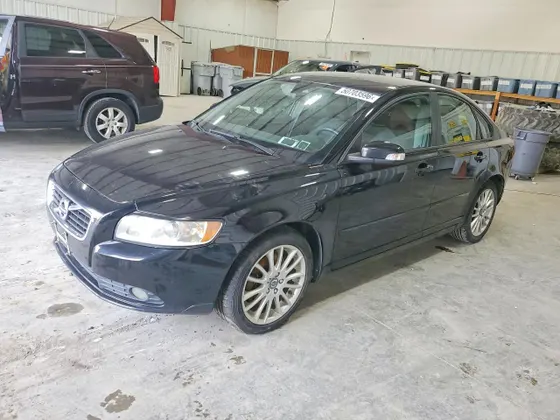 2011 Volvo S40