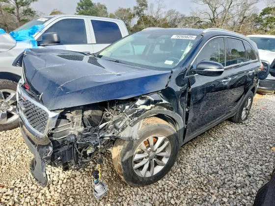 2018 Kia Sorento LX