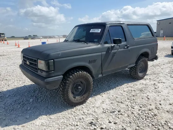 1990 Ford Bronco XL