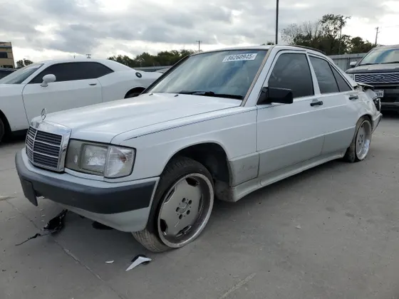 1991 Mercedes-Benz 190 E 2.6