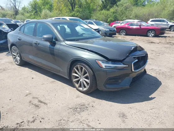 2019 Volvo S60 Momentum