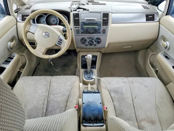 2008 Nissan Versa 1.8 S