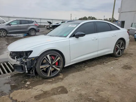 2022 Audi S6 Sedan Prestige