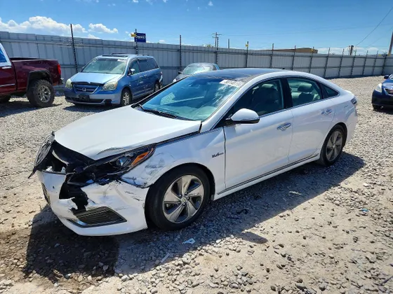 2016 Hyundai Sonata Hybrid Limited
