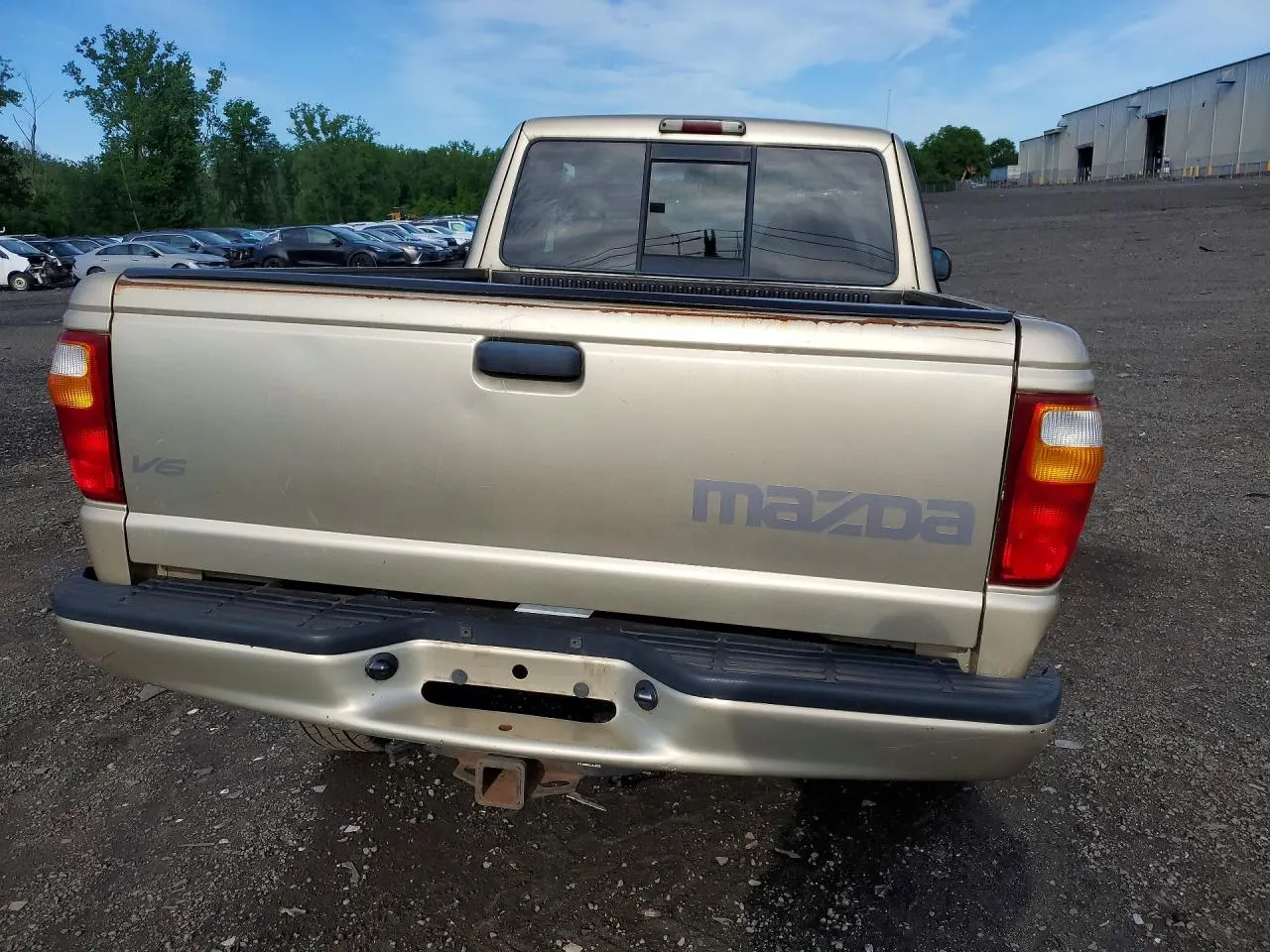 2002 Mazda B-Series 4WD Truck SE