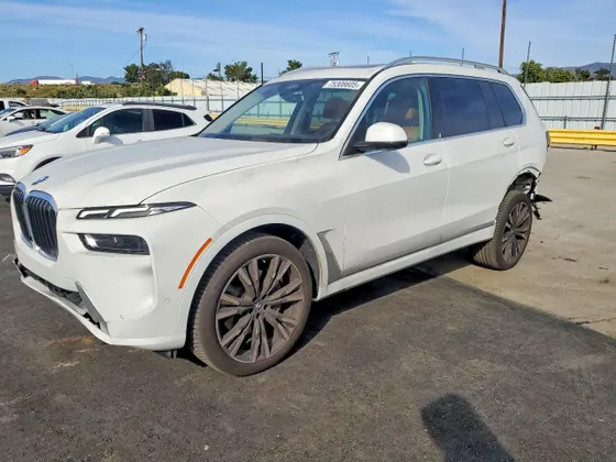2026 BMW X7 xDrive40i