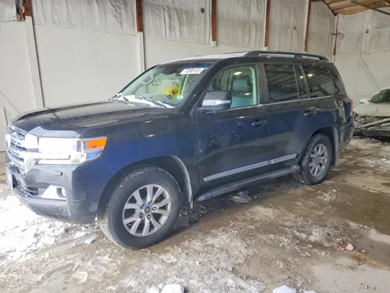 2016 Toyota Land Cruiser
