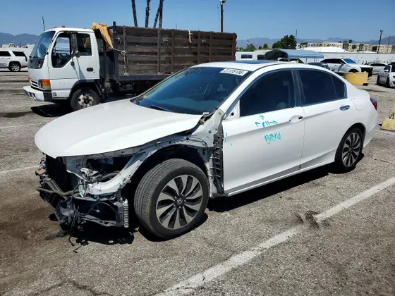 2014 Honda Accord Hybrid Touring