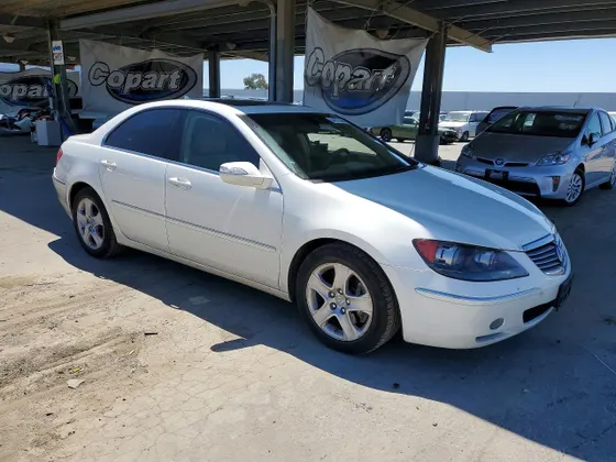 2005 Acura RL