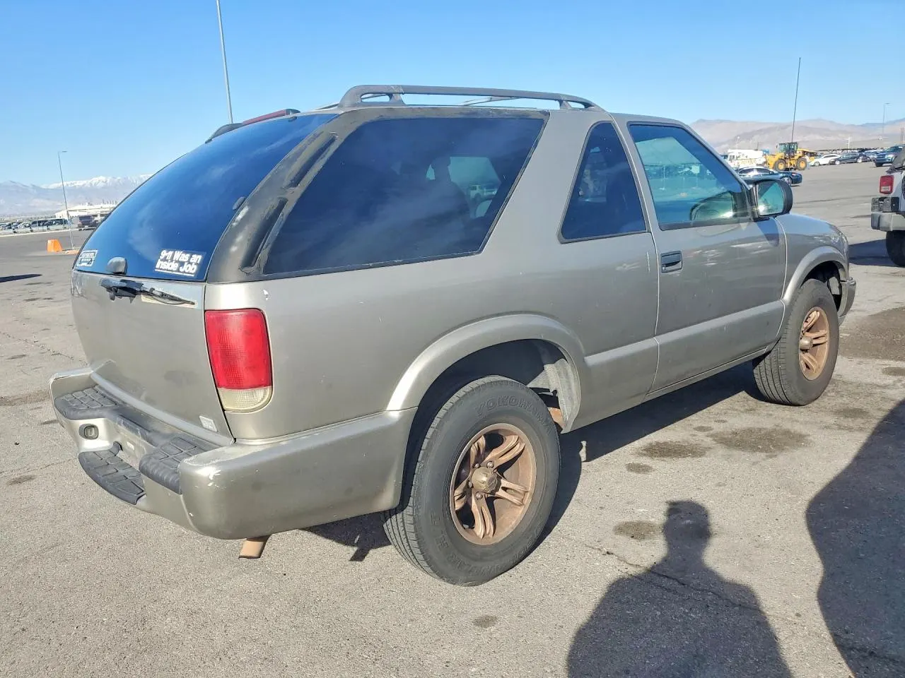 2000 GMC Jimmy SLS Base